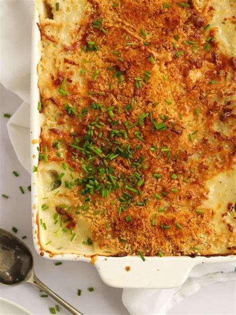 Easy Fish Pie {with Crunchy Cheese Topping}