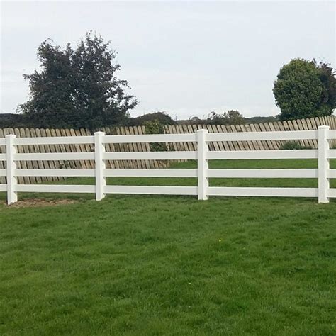 4-Rail 8 ft. W x 5 ft. H Equine Fence Panel | Simple Fencing – simplefencing.co.uk