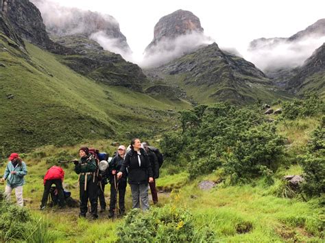 A beginners guide to hiking in the Drakensberg - Experience the Drakensberg