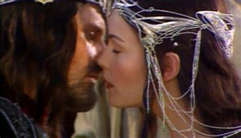 Arwen and Aragorn - Aragorn and Arwen Photo (7507622) - Fanpop