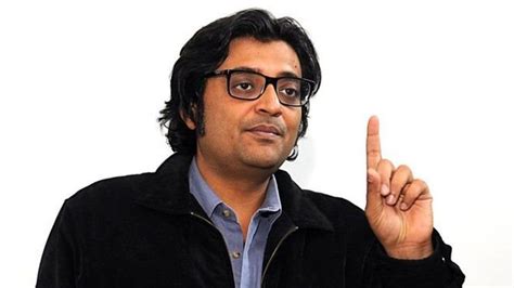 Arnab Goswami: Republic TV founder arrested in suicide case - BBC News