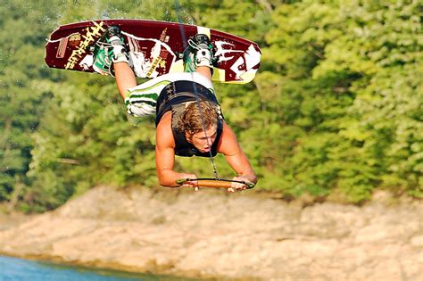 Guide to wakeboard gear for beginners