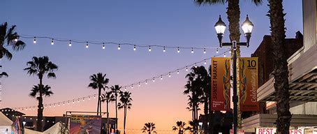 Sunset Market | Mainstreet Oceanside CA