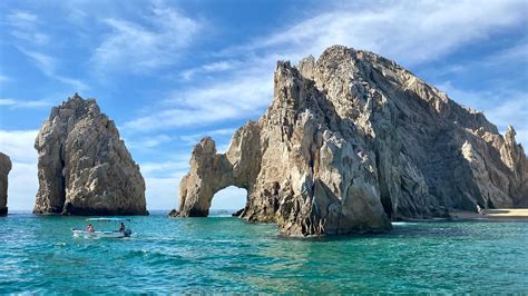 The Iconic Arch of Cabo San Lucas - CaboLuxx