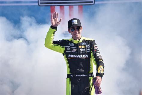 Ryan Blaney Seeks First Phoenix Win – The Podium Finish