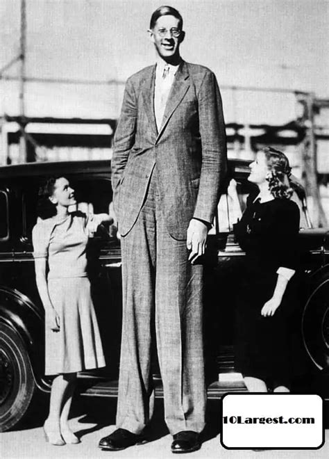 10 Tallest Men In The World Ever (With Photos)