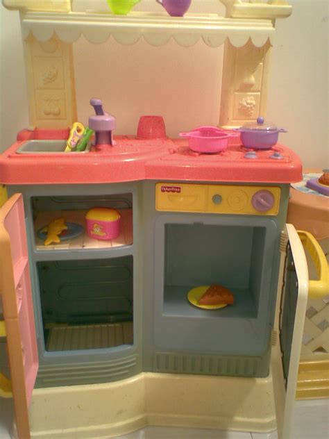 MyBundleToys: Fisher Price Pink Kitchen