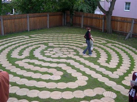 Labyrinth Garden 35 | Labyrinth garden, Labyrinth design, Garden labyrinth