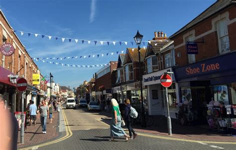 Colourful bunting looks set to brighten up Burnham-On-Sea High Street this summer