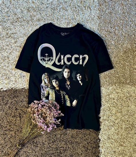 Rock Band Queen Official Merch 2022 T-shirts Tee Big Logo | Grailed