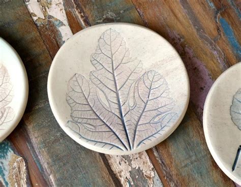 Leaf plates - Kesemy Design