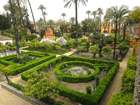 Gardens of the Alcázar of Seville | Stephen Walter | Flickr