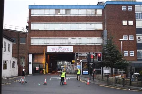 Fire breaks out at bakery in Oldham - police are involved in the investigation into the cause ...