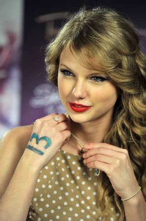 so whats the story behind Taylor Swift's 13 tattoo - Taylor Swift ...