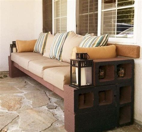 DIY cinder block bench in the garden - creative ideas for your patio