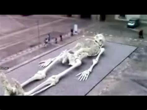 Skeleton Of Giant Nephilim Recently Discovered!! - YouTube