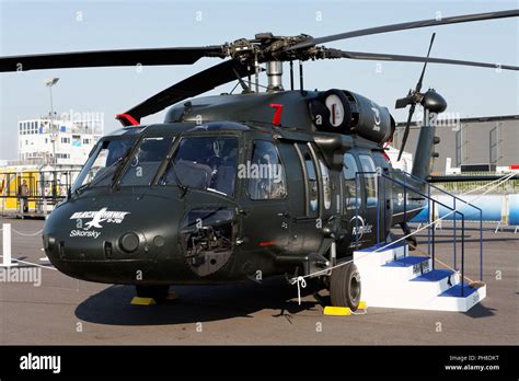 Sikorsky S-70i Black Hawk Stock Photo - Alamy