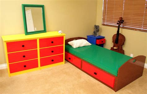 Nathan Sawaya's Bedroom Build with LEGO Bricks | Gadgetsin