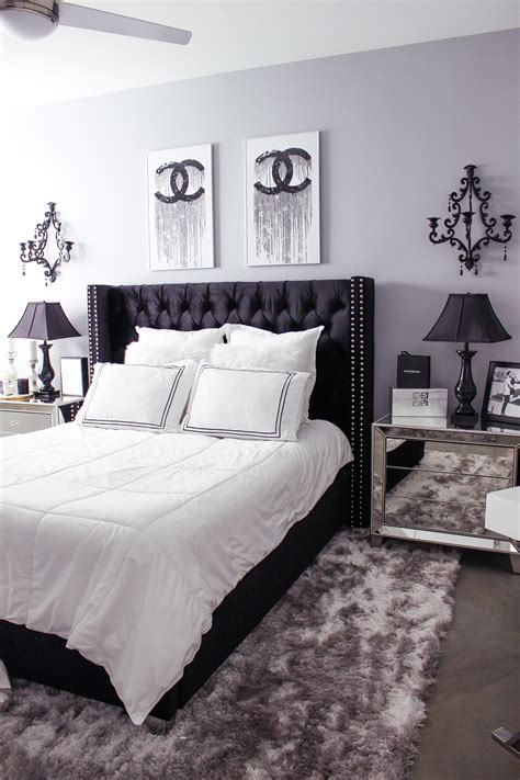 Black & White Bedroom Decor Reveal