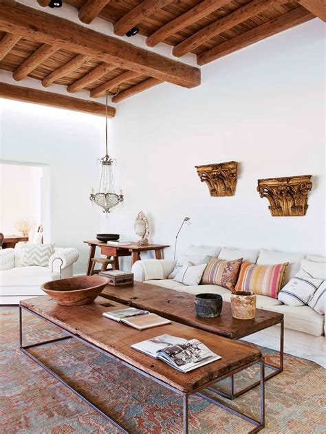 Simple and elegant house in Ibiza