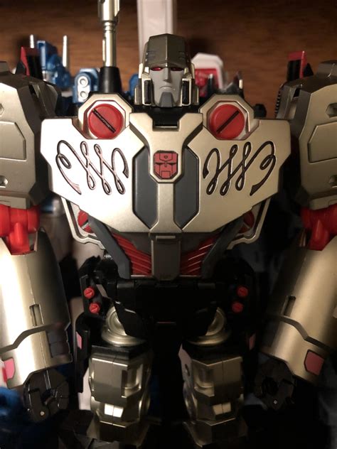 After some modification I got this Toyhax logo looking 🔥 : r/transformers