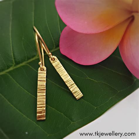 18ct Gold Drop Earrings ~ Tracy Kelly Jewellery Design