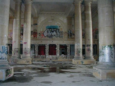 Museum | Abandoned buildings, Abandoned places, Old abandoned buildings