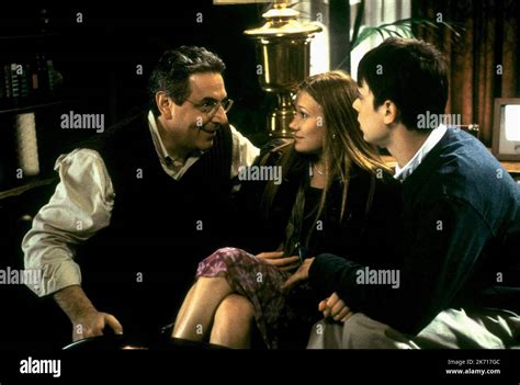 GARRY MARSHALL, SCHUYLER FISK, COLIN HANKS, ORANGE COUNTY, 2002 Stock Photo - Alamy