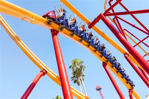 Magic Mountain’s Wonder Woman Coaster Takes You 13 Stories Up At 58 MPH ...