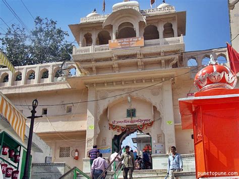 Brahma Temple Pushkar - Rajasthan - PuneToPune