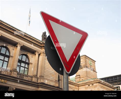 give way sign Stock Photo - Alamy