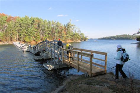 The Passionate Hiker: Charleston Lake Trails