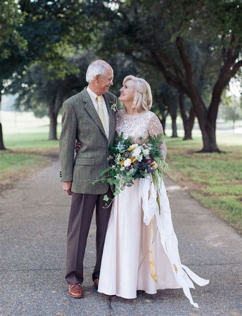 French Berry Farmhouse Vow Renewal: Irene + James - Green Wedding Shoes