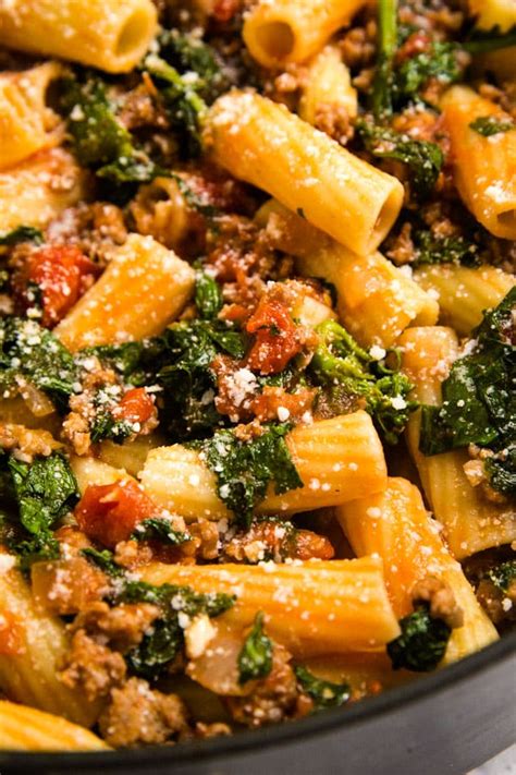 Spicy Sausage Pasta with Rapini - an easy and delicious pasta recipe