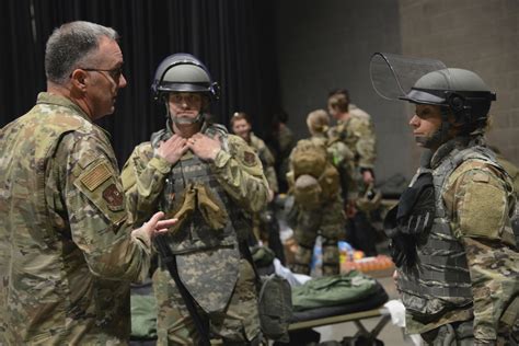 DVIDS - Images - WA Air National Guard Commander visits Airmen ...