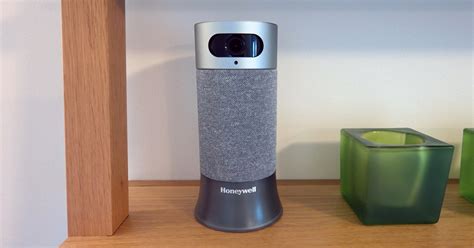 Honeywell Smart Home Security Starter Kit Review | Digital Trends