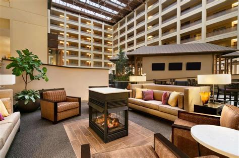 Embassy Suites Chicago North Shore Deerfield Hotel in Deerfield (IL ...