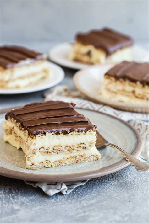 Easy Chocolate Eclair Cake - Culinary Hill