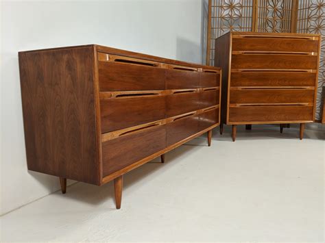 Four Piece Walnut Mid Century Modern Bedroom Set by Huntley - EPOCH