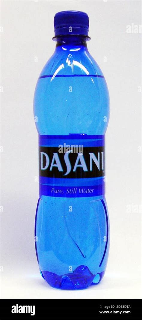 Dasani bottled water hi-res stock photography and images - Alamy