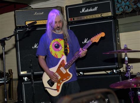 J Mascis Is Selling Some Of His Many Guitars And Effects Pedals - Stereogum