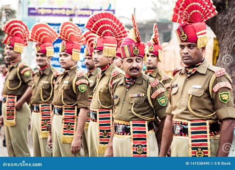 Petrapole-Benapole, Bangaon, 5th Jan, 2019: Joint Retreat Of Lowering ...