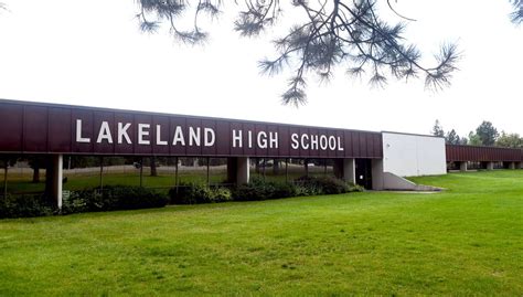 Lakeland School District opts to keep students in school with masks optional as COVID-19 cases ...