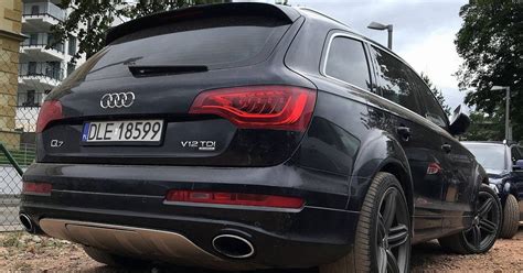 The Audi Q7 V12 Is The Pinnacle Of The Dirty, Torquey Diesel Era