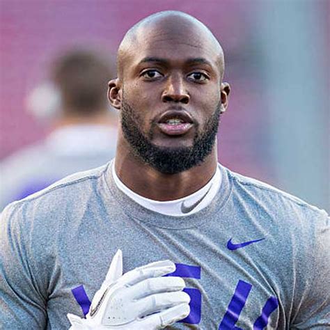 Leonard Fournette: wiki, bio, age, stats, contract, news, height, net worth