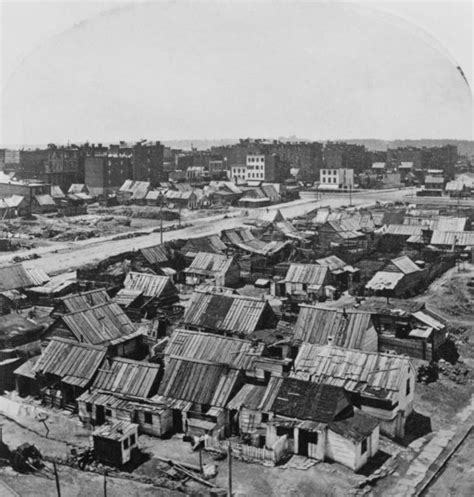 These 20 Photos Tell the Horrific History of New York's Tenements