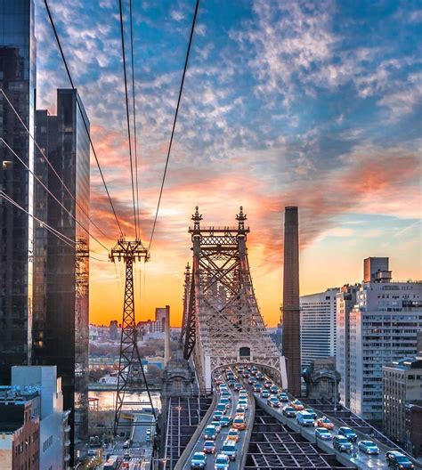 Sunrise over the Ed Koch Queensboro (59th Street) Bridge in Manhattan ...