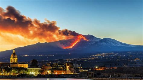 Etna, el volcán italiano de Sicilia vuelve a entrar en erupción | Diario Show