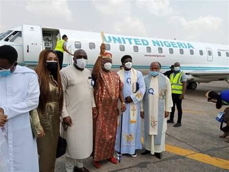 United Nigeria Airline Arrives Enugu With Dikeora On Board - Travel ...