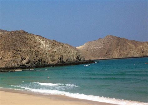 Khorfakkan Beach | Most Beautiful Beach in Khorfakkan